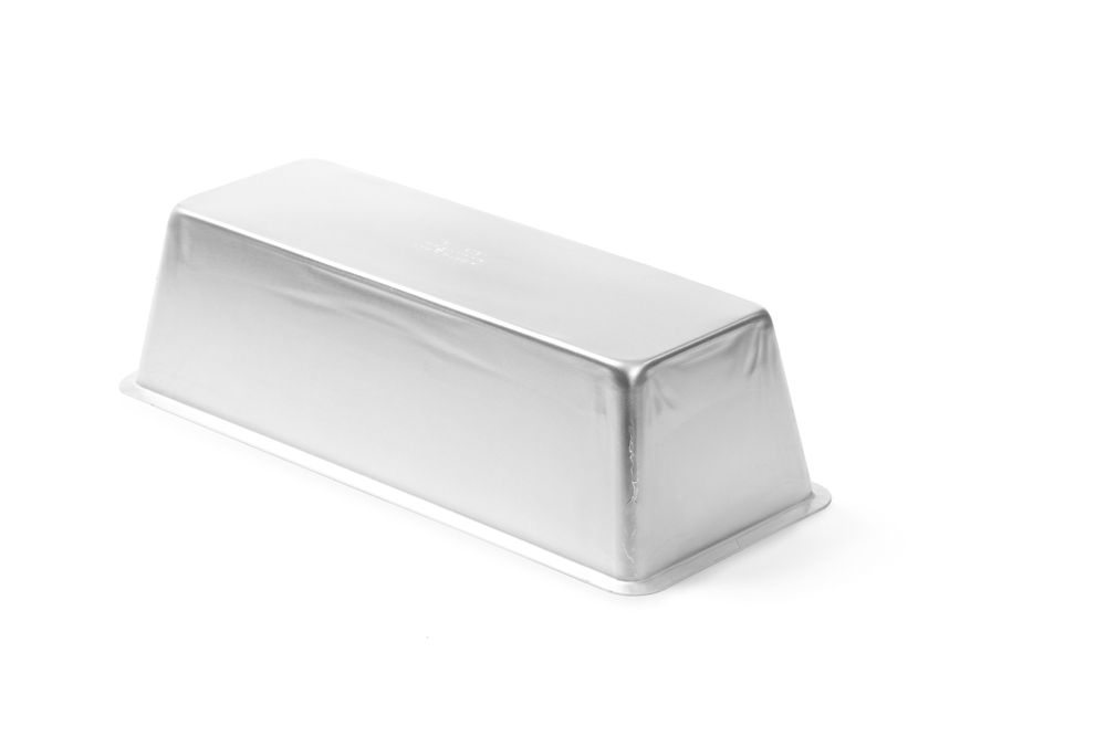 Cake tin