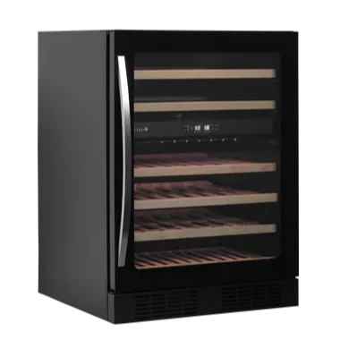 Vrijstaande wijnkoelkast met glazen deur en houten leggers – ideaal voor horeca of thuisgebruik