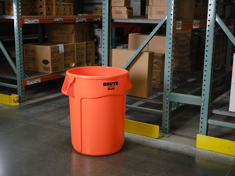 Rubbermaid ronde Brute container 121,1 liter oranje