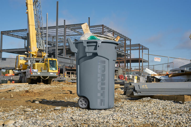 Rubbermaid Brute container op wielen 166,5 liter grijs