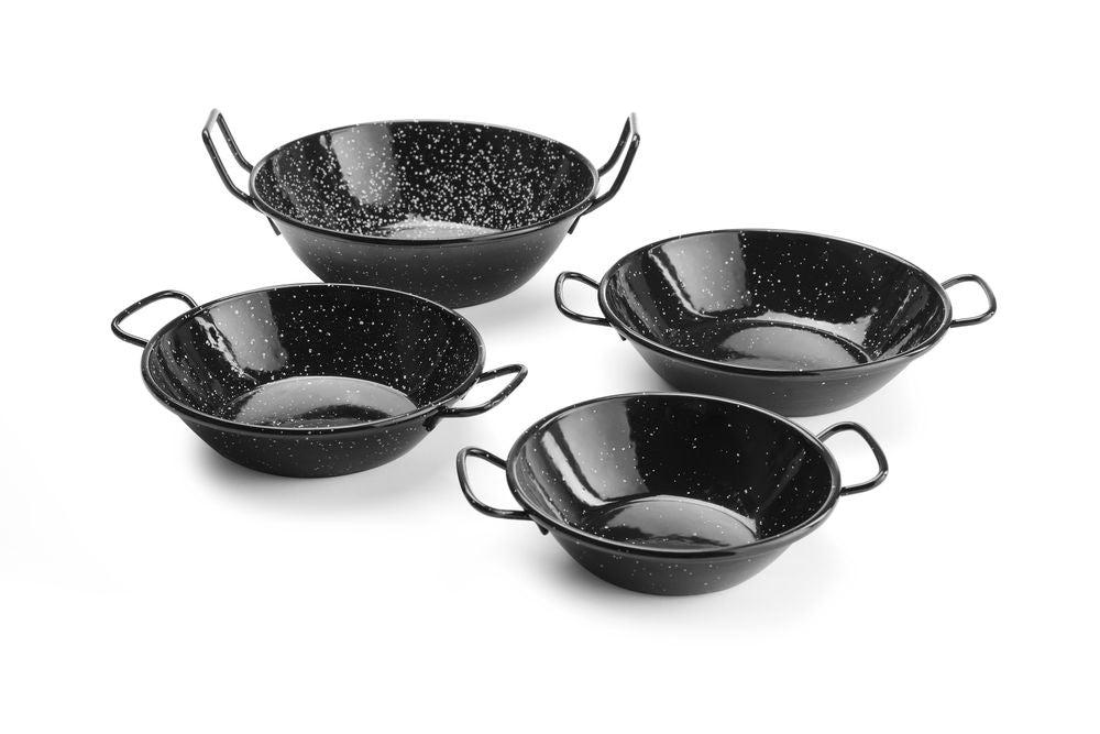 Enamelled paella dishes