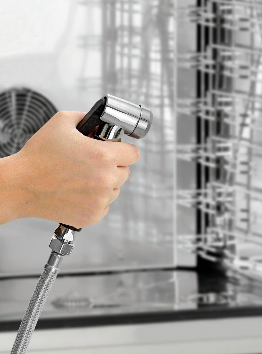 Handdouche v. Combi-steamer