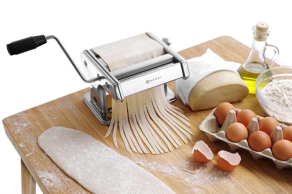 Pasta machine