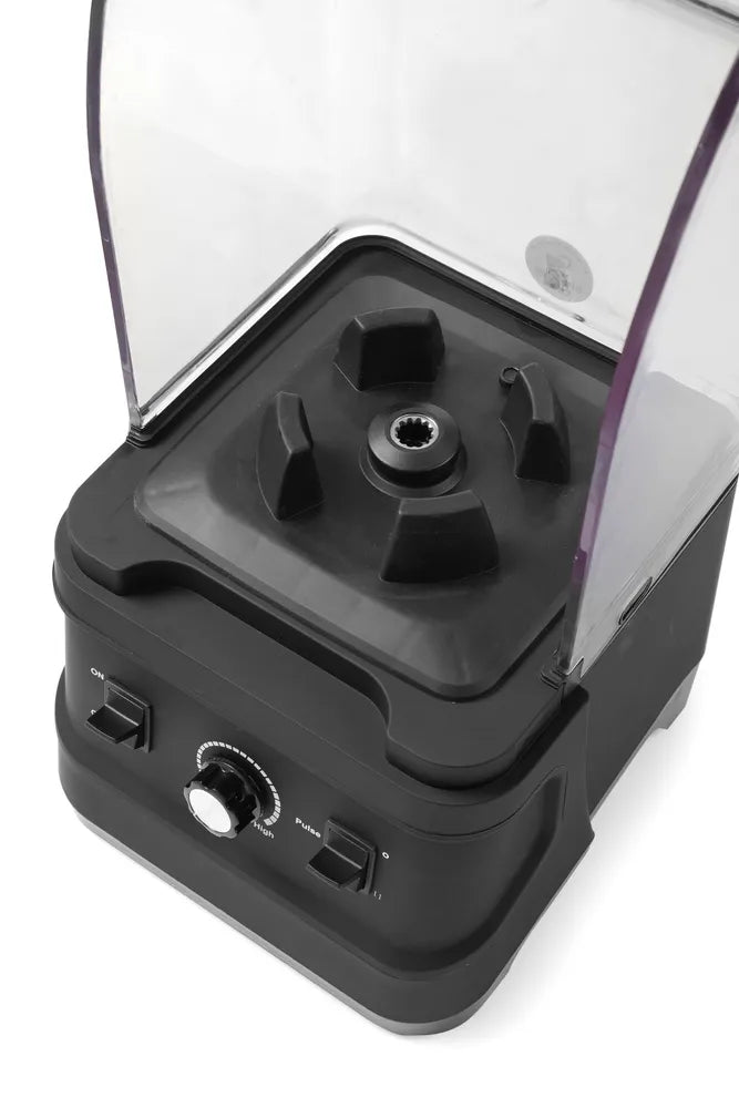 Bar blender met geluiddempende kap