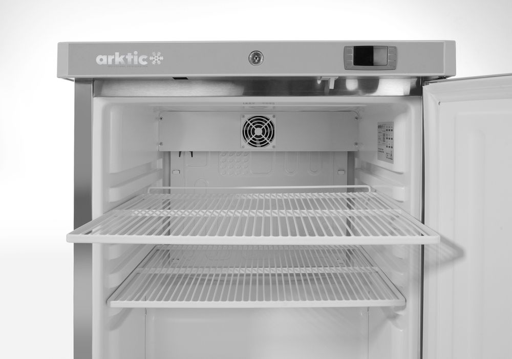 Budget Line koelkast in een roestvaststalen behuizing
