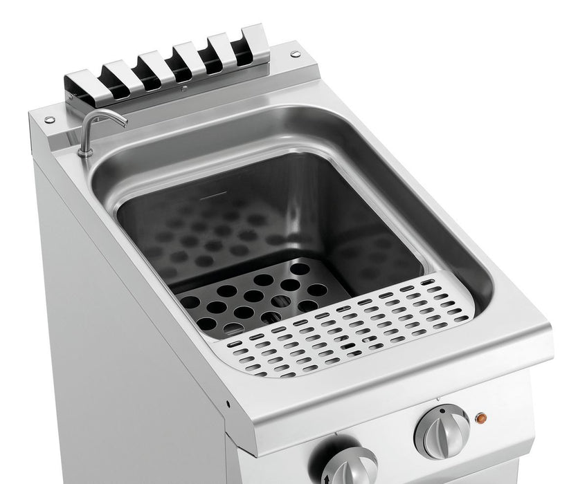 Pastakoker 700, B400, 24L