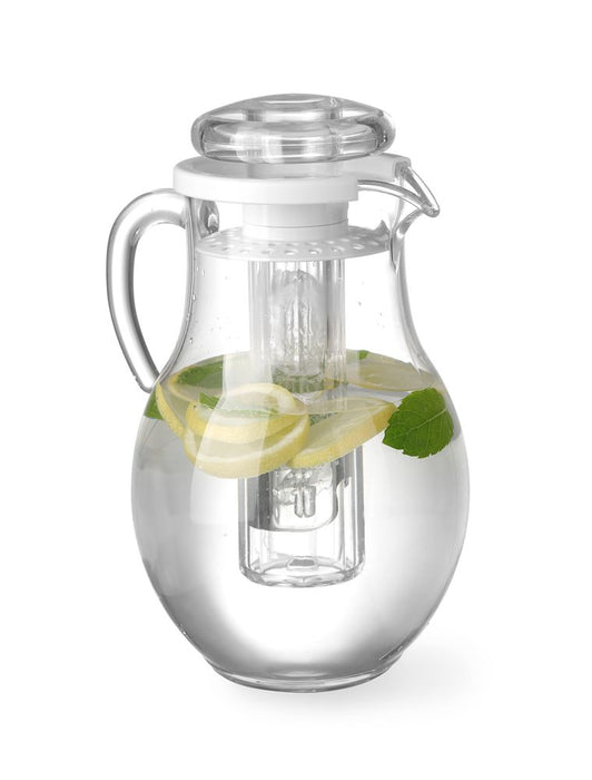 Juice jug with ice cube cooling