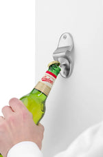 Flesopener wand gemonteerd