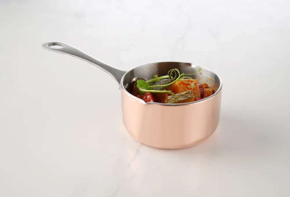 Steelpannetjes met schenktuit