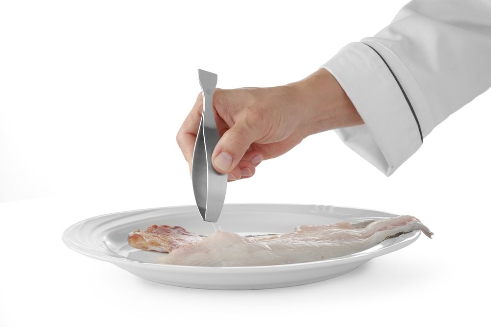 Fish tweezers flat beak