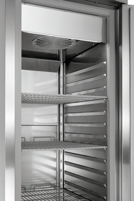 Refrigerator 700 GN210