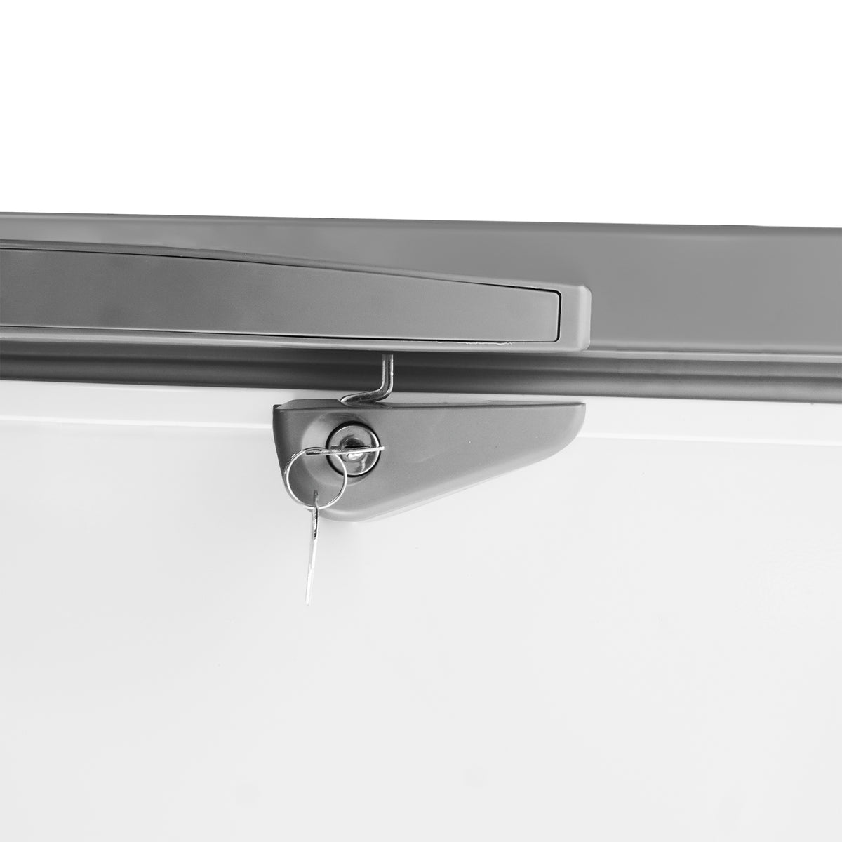 Vrieskist met RVS deksel 650 L