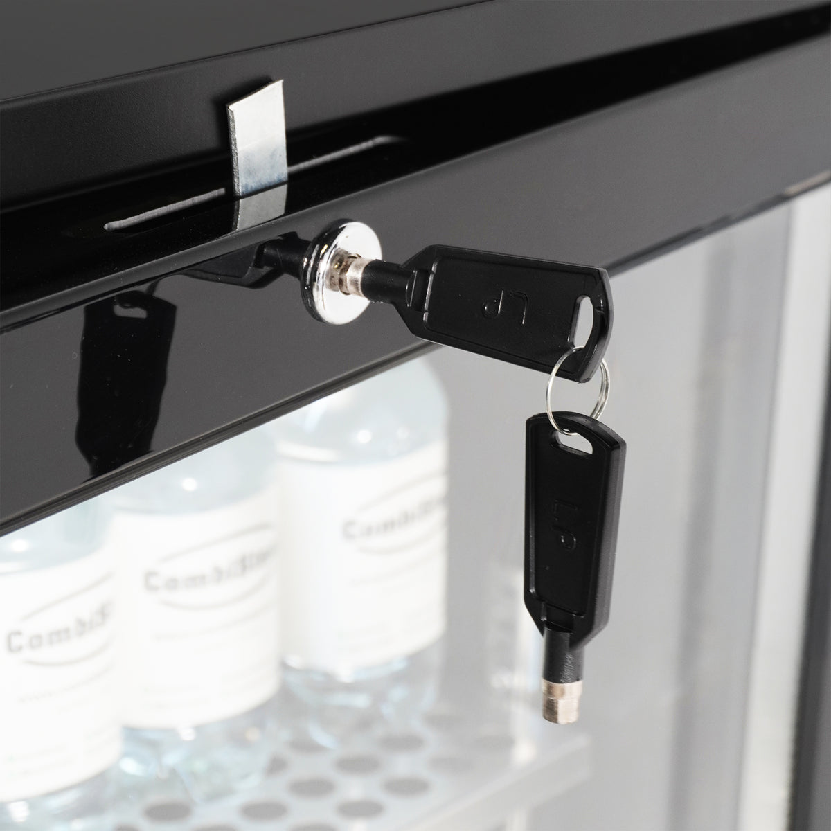 Barkoeler 4 glasdeuren zwart 636L LED