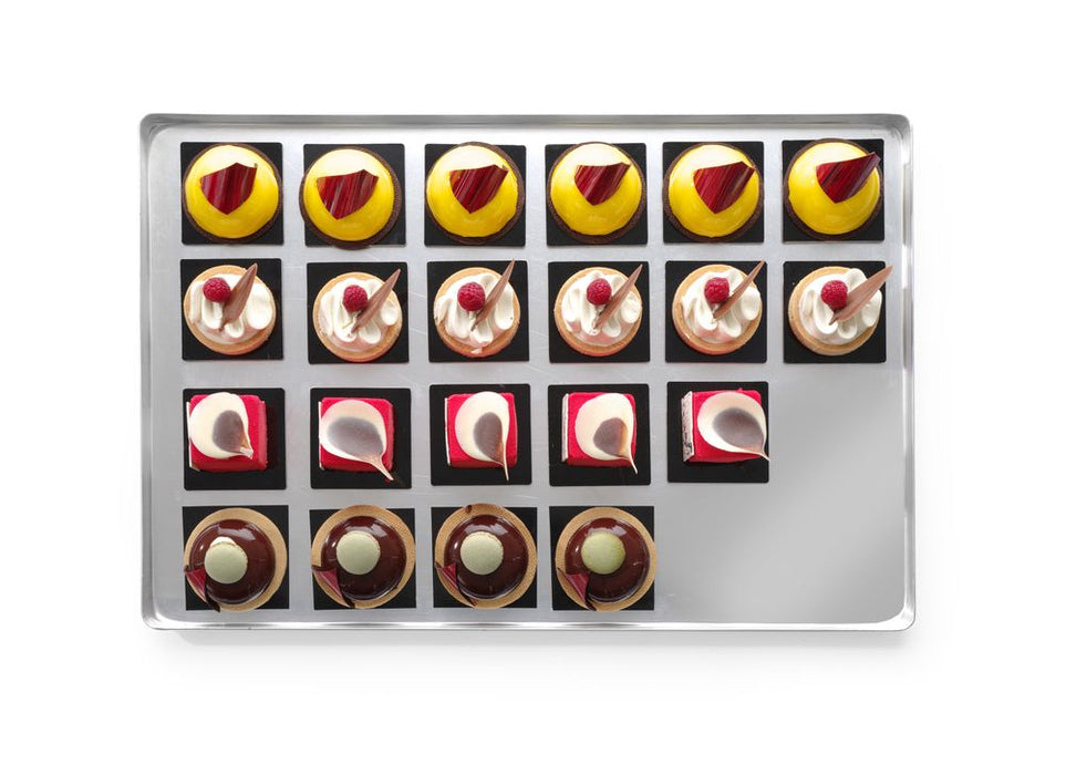 Display tray for confectionery
