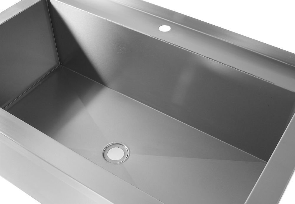 Single sink table - welded