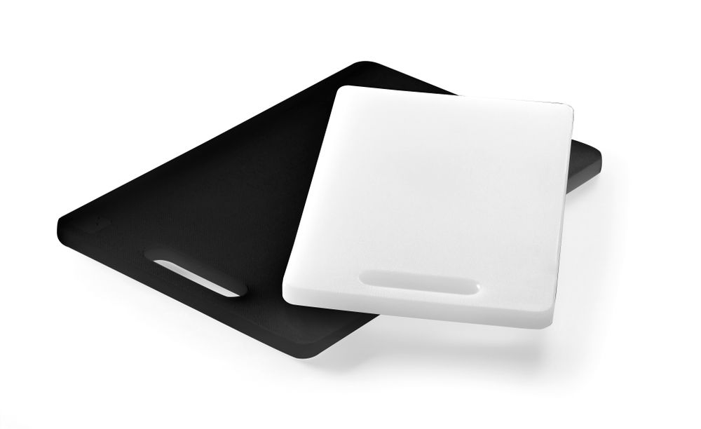 Cutting board with handle