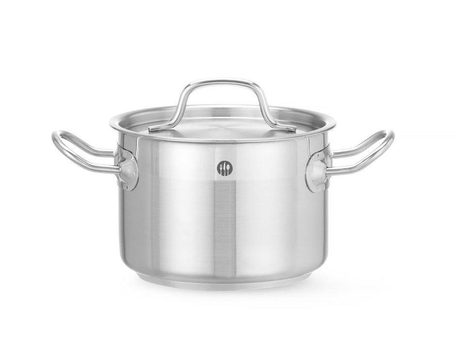 Medium saucepan - with lid