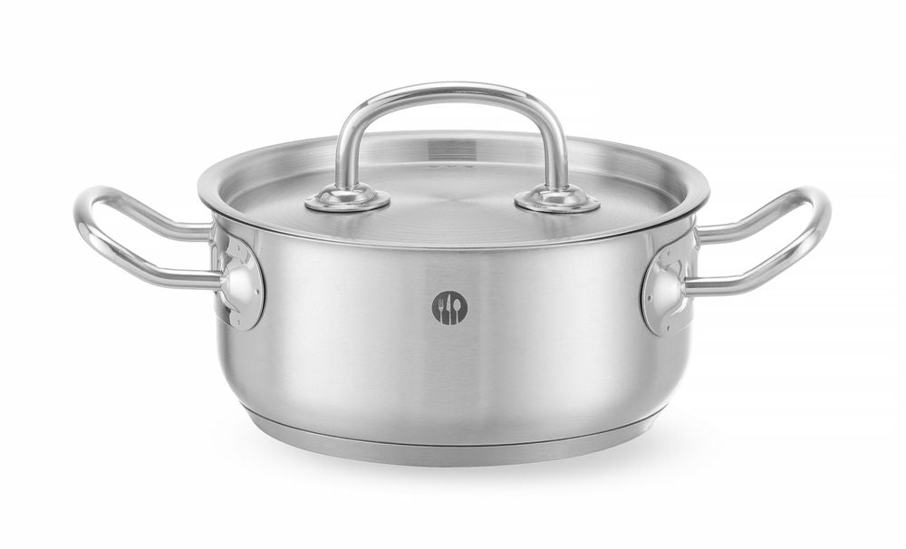 Low saucepan - with lid