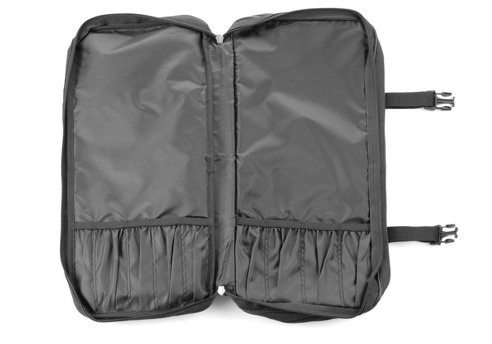 Knife carrying case