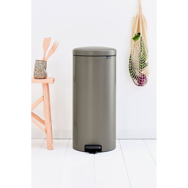 Brabantia NewIcon pedaalemmer 30 liter platina