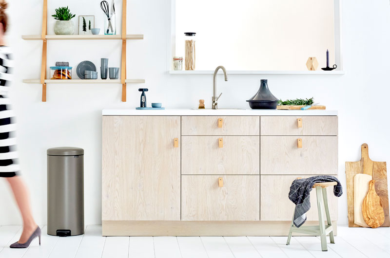 Brabantia NewIcon pedaalemmer 30 liter platina