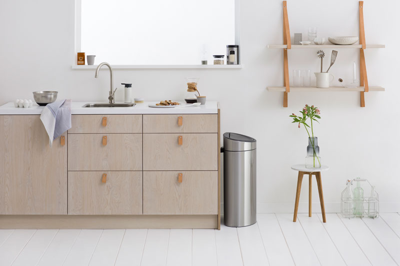 Brabantia Touch Bin New 40 liter mat RVS FPP