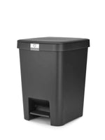 Brabantia StepUp pedaalemmer 25 liter donkergrijs