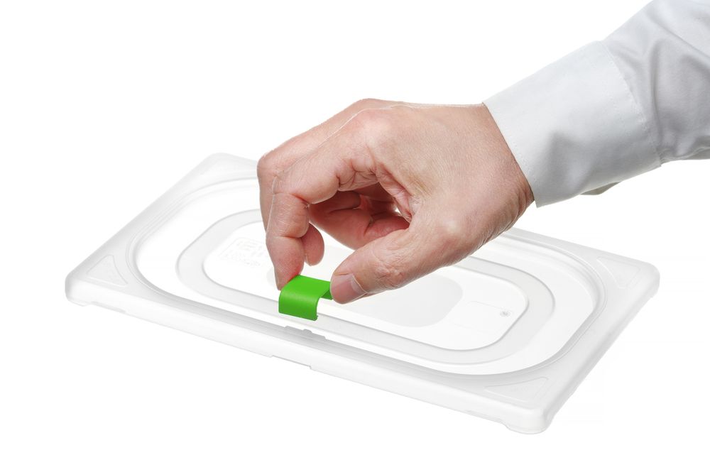 Lid clips for HACCP storage boxes