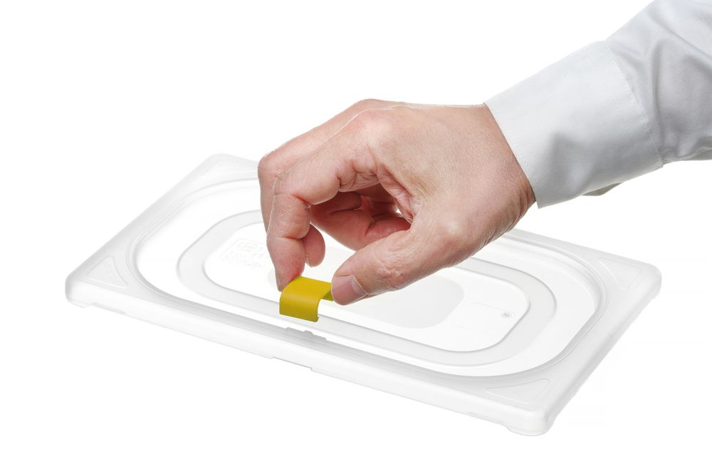 Lid clips for HACCP storage boxes