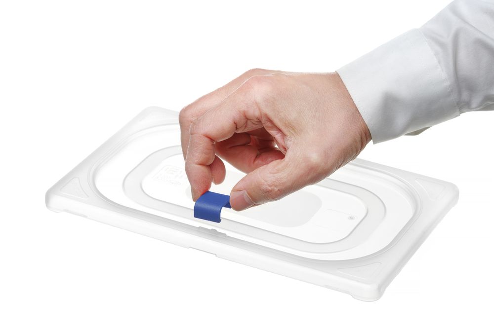 Lid clips for HACCP storage boxes