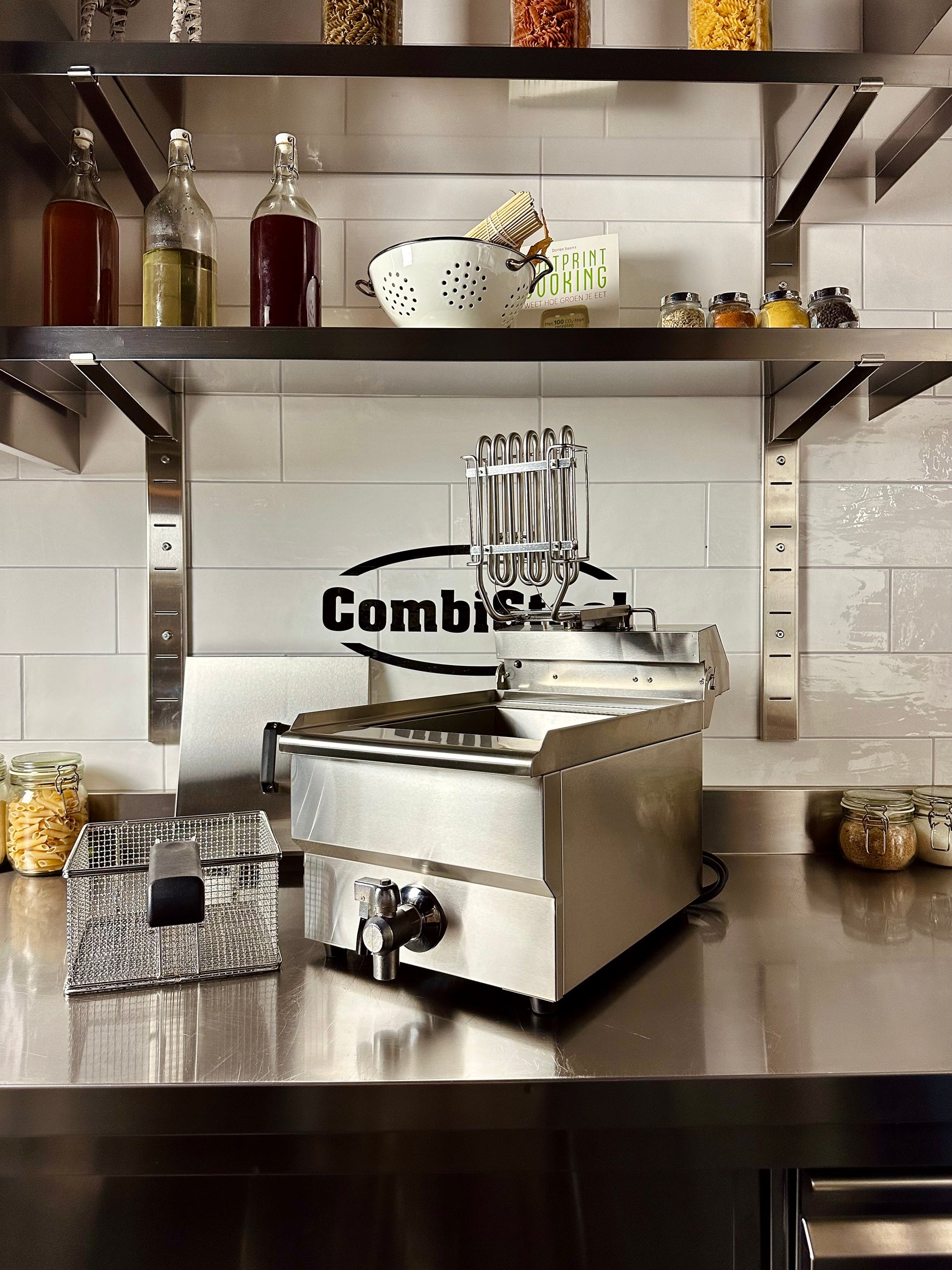 ELEKTRISCHE TAFELFRITEUSE 1X8 L