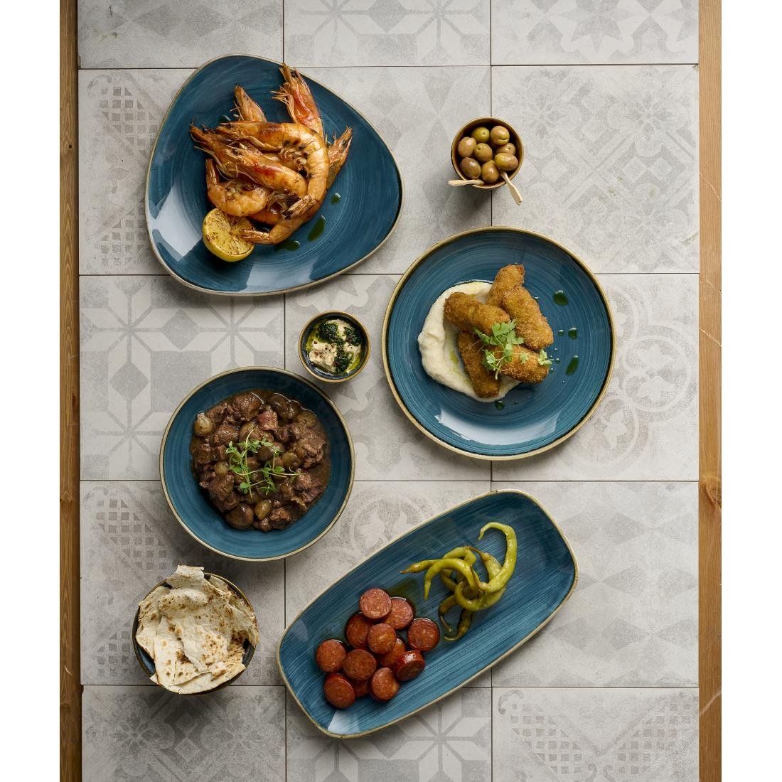 Churchill Stonecast Java Blue Chefs Ovaal Bord 35.2 x 18.7cm (pak van 6)