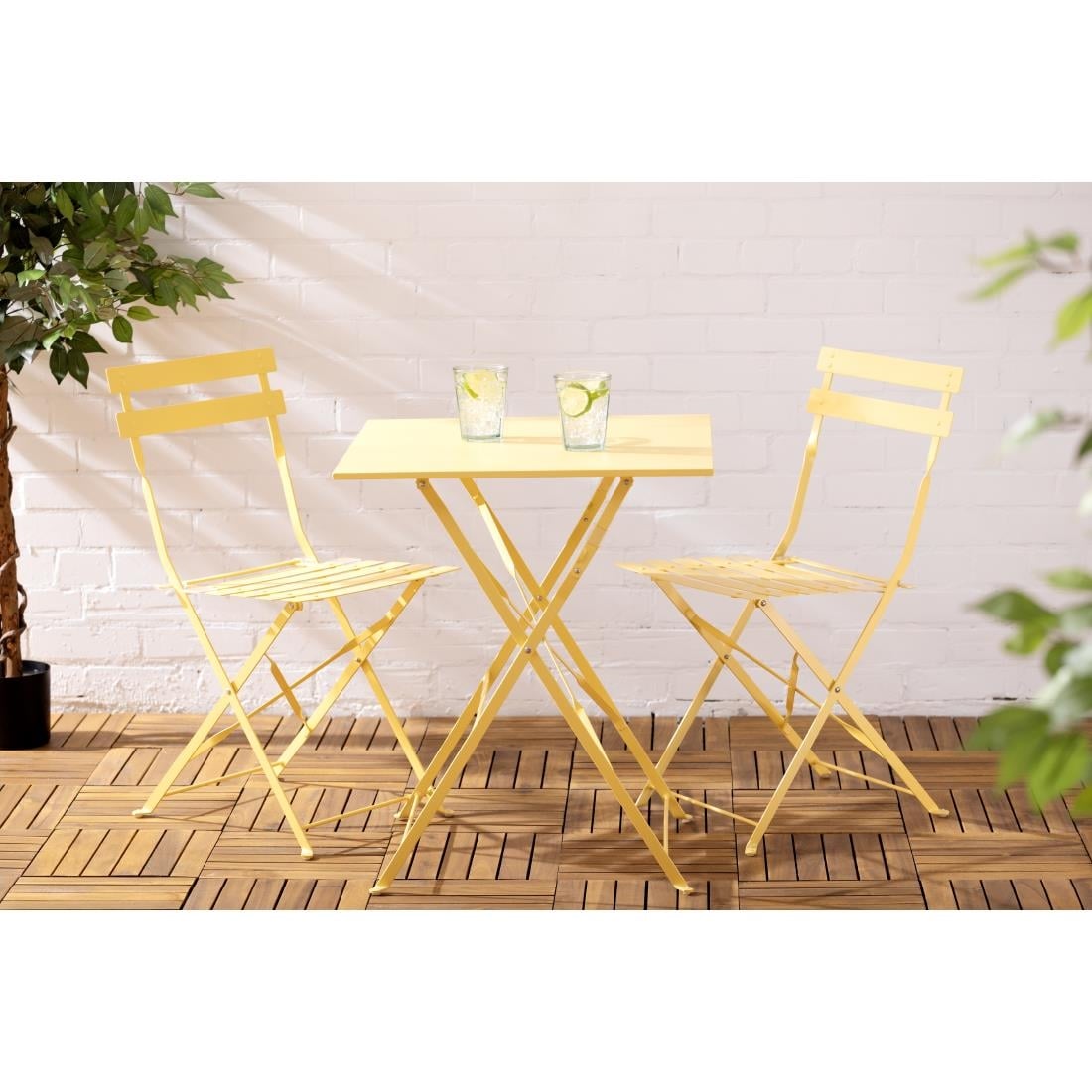 Bolero Perth zachtgele trottoirstijl vierkante tafel 600 mm