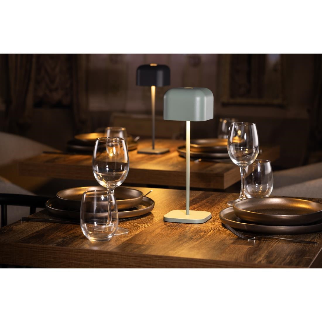 Olympia Lucca Tafellamp Vierkante Koepel Salie 300mm